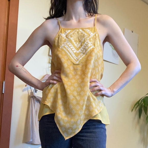 Layered Handkerchief Embroidered Tank - Picture 4 of 10